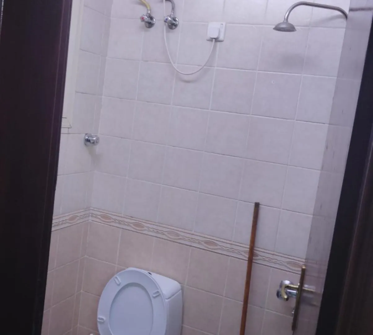 غرفة مكة 10 دقائق مشي للحرم عمارة الإلهام و يوجد مواقف سيارات Room Makkah 10 Minutes To Alharam Walk Elham Building And Have Parking Car 0*, Mekke Suudi Arabistan
