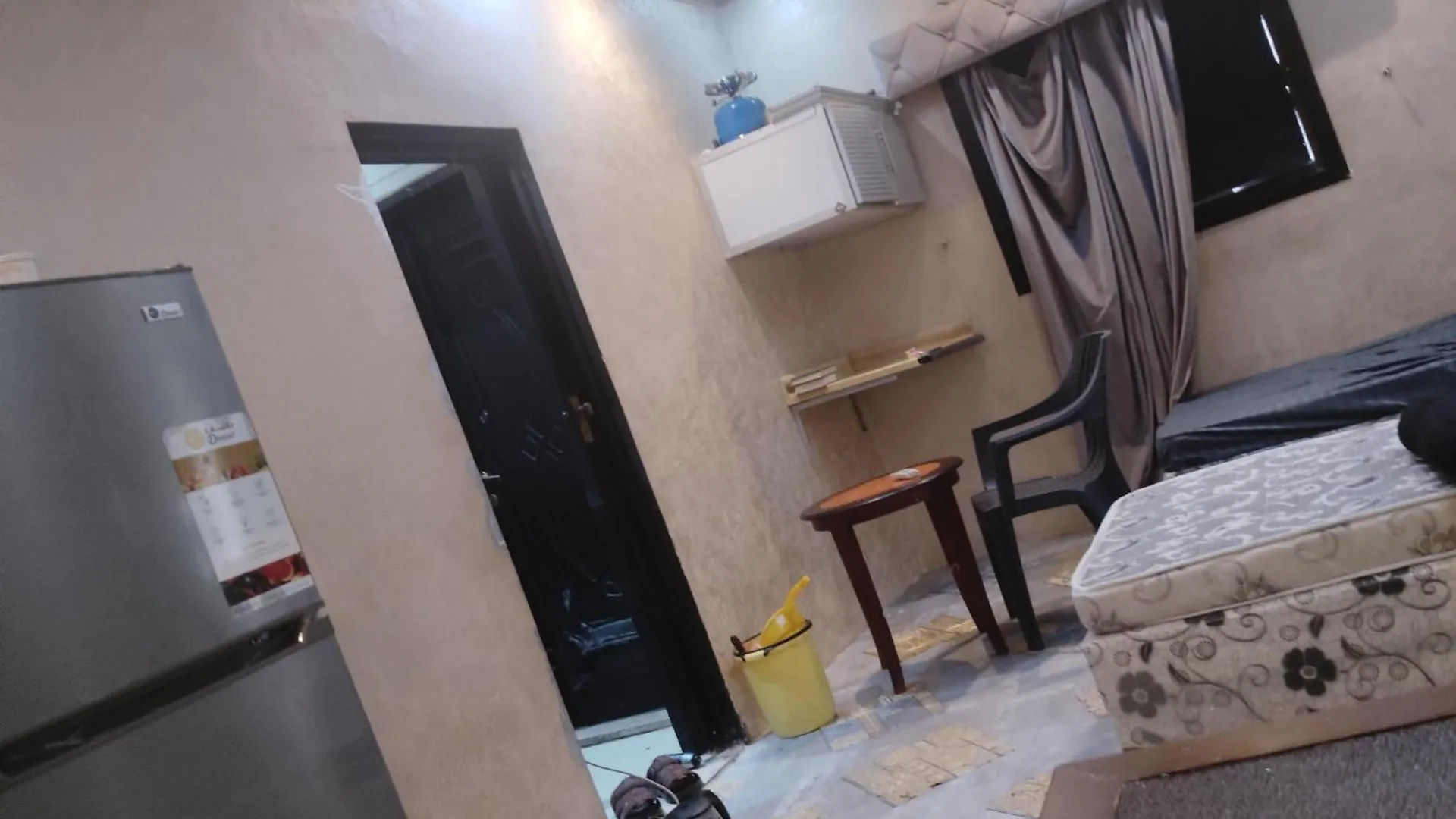 Daire غرفة مكة 10 دقائق مشي للحرم عمارة الإلهام و يوجد مواقف سيارات Room Makkah 10 Minutes To Alharam Walk Elham Building And Have Parking Car Suudi Arabistan